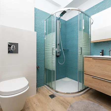 בית נופש Ritas Modern In-city House